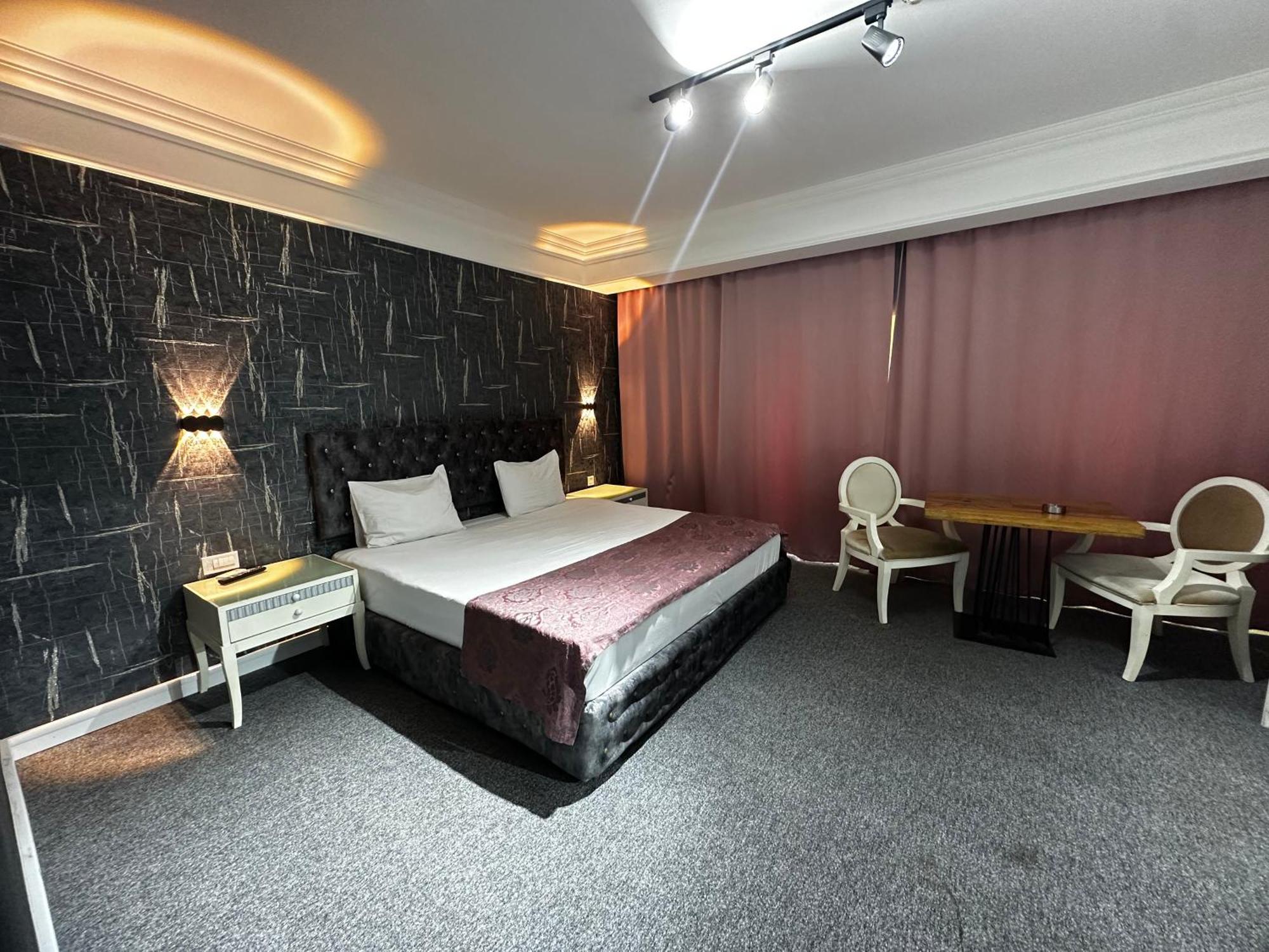 Amber Hotel Baku Exterior foto